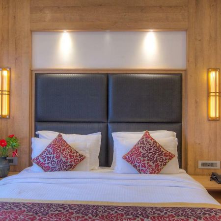 Pine Tree Spa Resort, Kalimpong Exterior foto